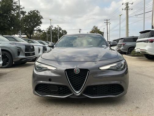 2022 Alfa Romeo Giulia Ti
