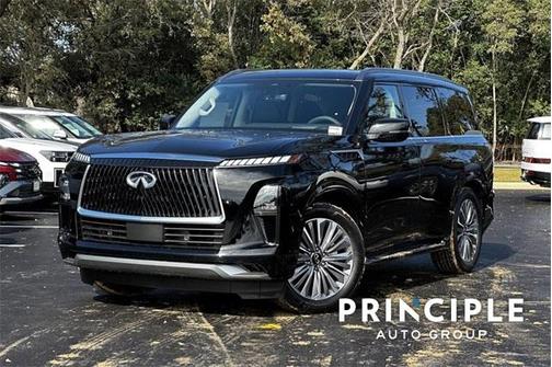 2025 INFINITI QX80 Luxe