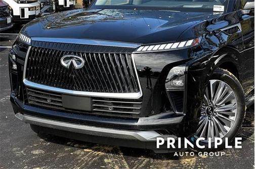 2025 INFINITI QX80 Luxe