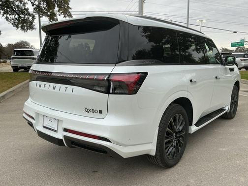 Radiant White 2026 INFINITI QX80 AUTOGRAPH