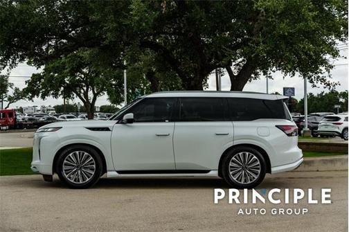 2025 INFINITI QX80 SENSORY