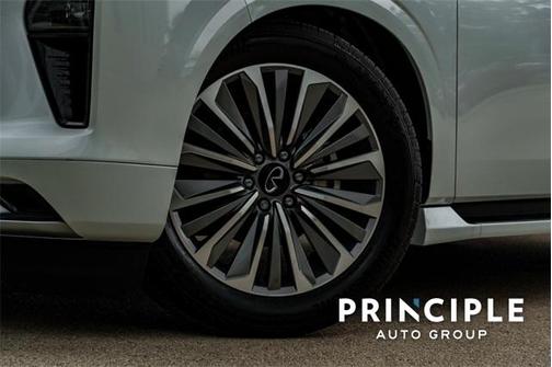 2025 INFINITI QX80 SENSORY