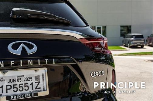 2025 INFINITI QX50 Pure
