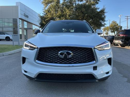 2024 INFINITI QX50 Luxe