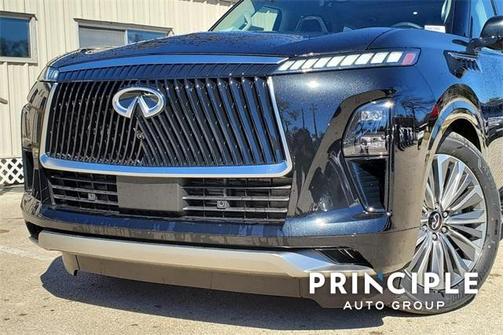 2025 INFINITI QX80 SENSORY