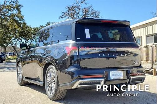 2025 INFINITI QX80 SENSORY