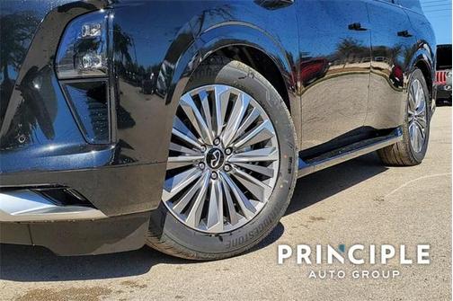 2025 INFINITI QX80 SENSORY