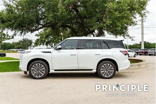 2025 INFINITI QX80 SENSORY