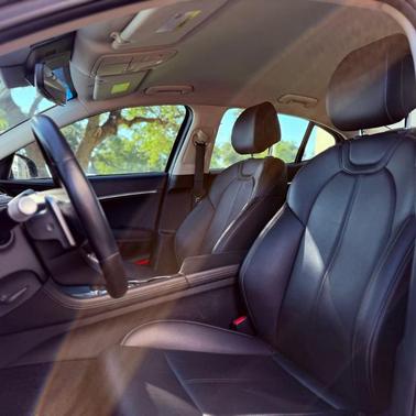 Makalu Gray 2025 Genesis G70 2.5T