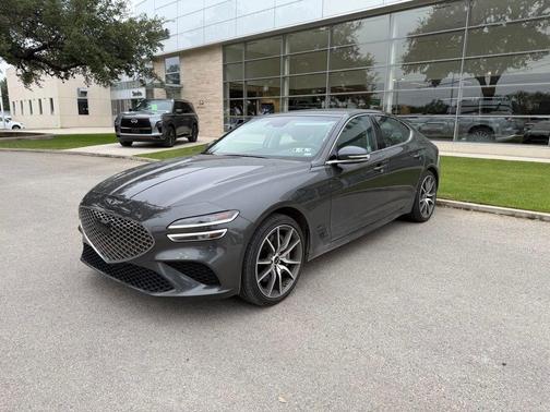 Makalu Gray 2025 Genesis G70 2.5T