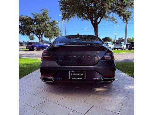 Makalu Gray 2025 Genesis G70 2.5T