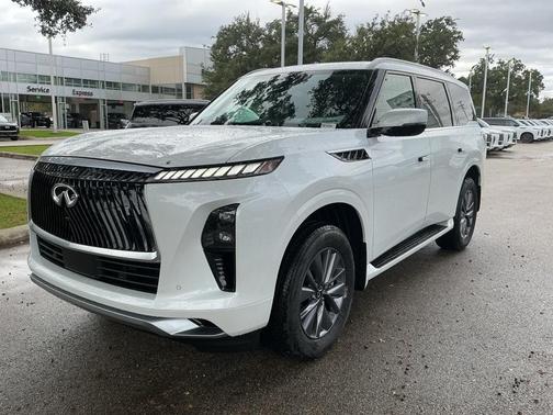 2026 INFINITI QX80 PURE