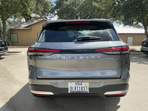 2026 INFINITI QX60 Pure