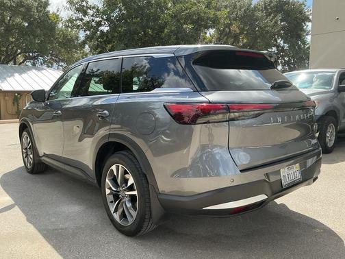 2026 INFINITI QX60 Pure