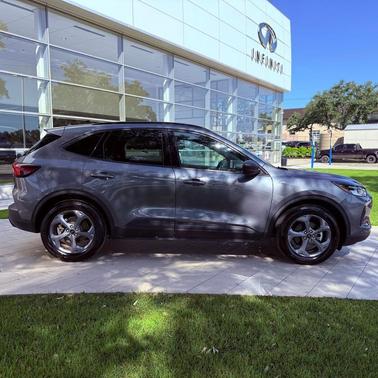Gray Metallic 2025 Ford Escape ST-Line