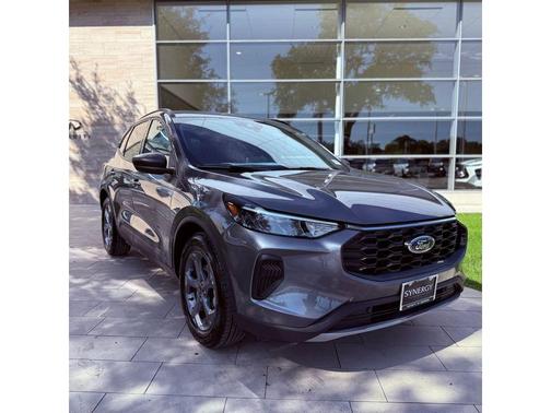 Carbonized Gray Metallic 2025 Ford Escape ST-Line
