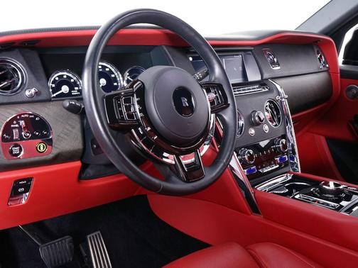 2022 Rolls-Royce Cullinan 