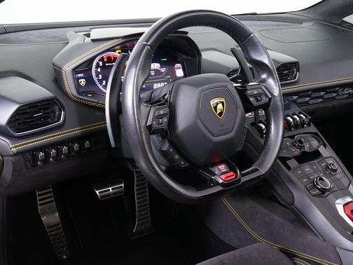 2017 Lamborghini Huracan LP610-4S