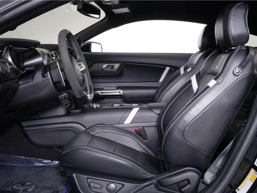 2021 Ford Shelby GT500 Base