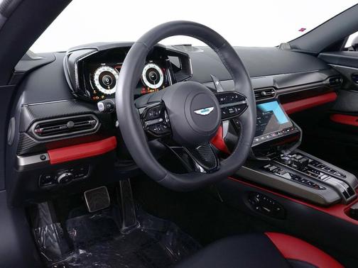 2025 Aston Martin Vanquish Base