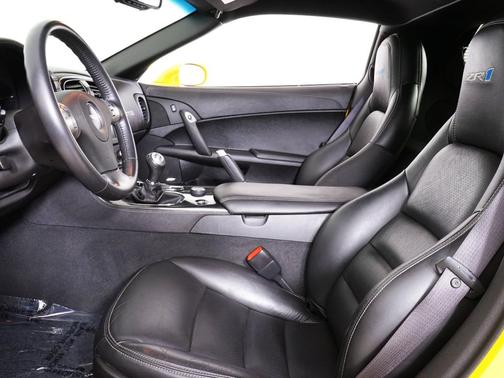 Velocity Yellow Tinted Clearcoat 2011 Chevrolet Corvette ZR-1