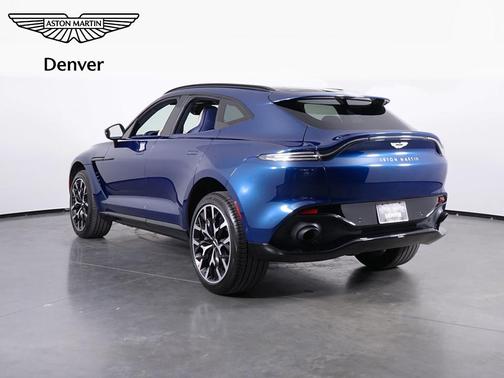 2021 Aston Martin DBX Base