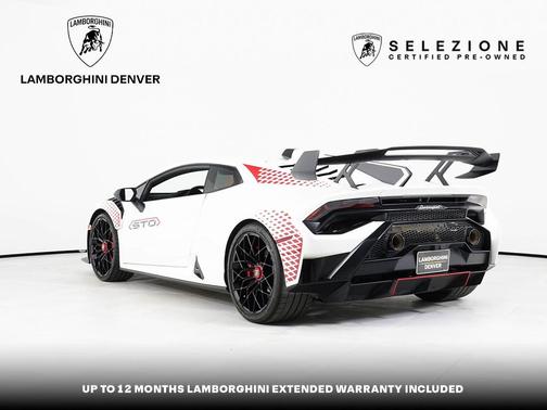 Bianco Monocerus Metallic 2022 Lamborghini Huracan STO Base