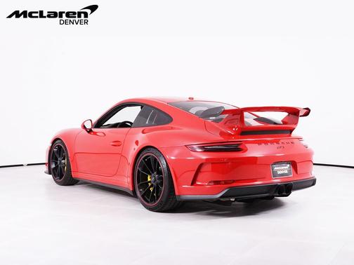Red 2018 Porsche 911 GT3