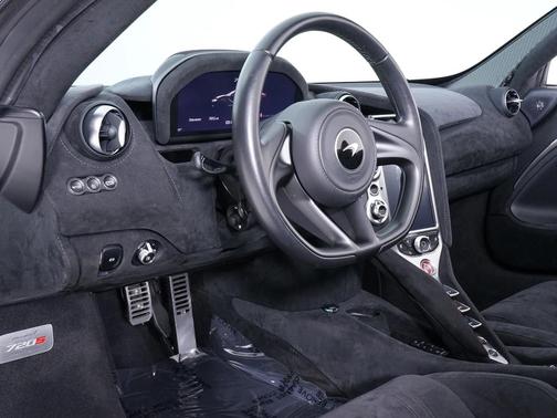 Glacier 2020 McLaren 720S Performance