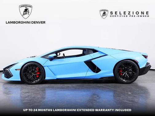 2024 Lamborghini Revuelto Base