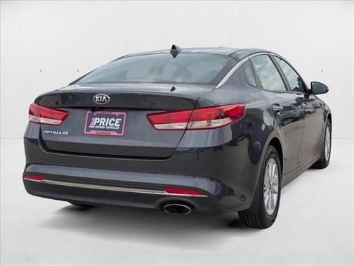 2017 Kia Optima LX