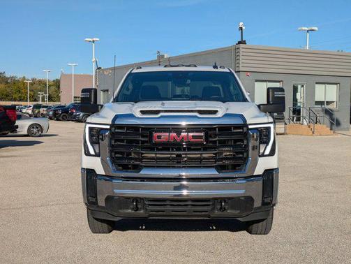 2025 GMC Sierra 3500 Base