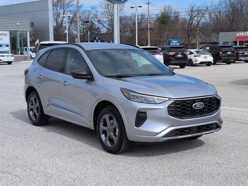 Iconic Silver Metallic 2024 Ford Escape ST-Line