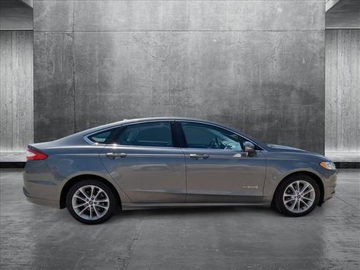 2014 Ford Fusion Hybrid SE
