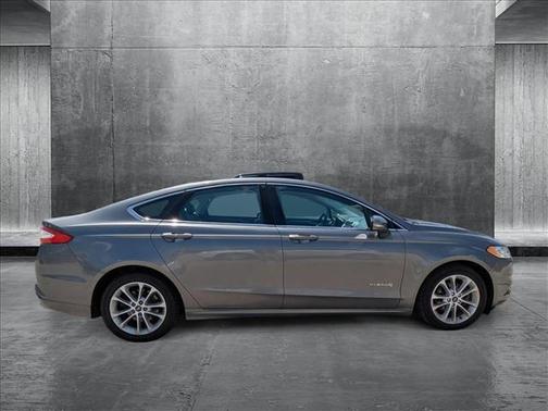 2014 Ford Fusion Hybrid SE