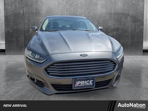 2014 Ford Fusion Hybrid SE
