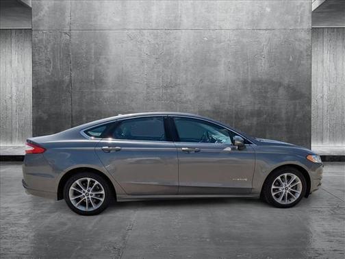 2014 Ford Fusion Hybrid SE