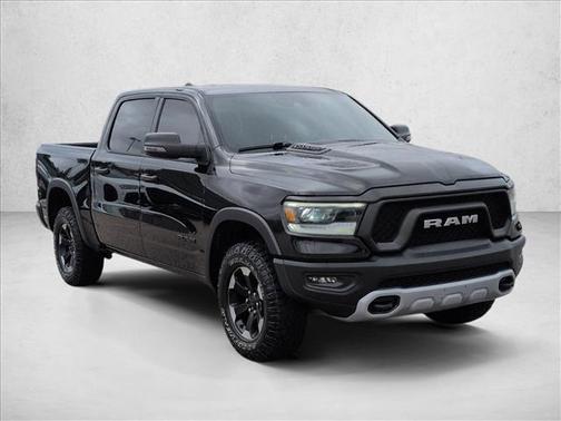 Diamond Black Crystal Pearlcoat 2024 RAM 1500 Rebel