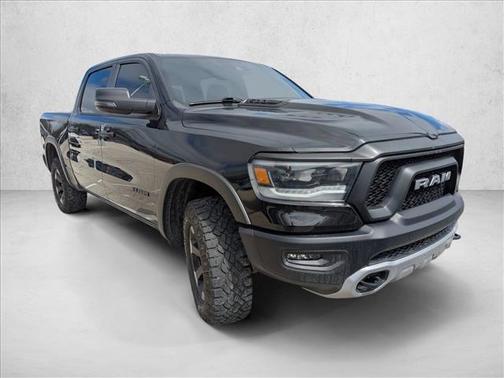 Diamond Black Crystal Pearlcoat 2024 RAM 1500 Rebel