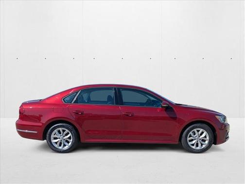 2018 Volkswagen Passat 2.0T S