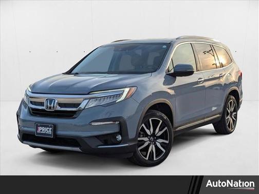 2022 Honda Pilot Touring 8-Passenger
