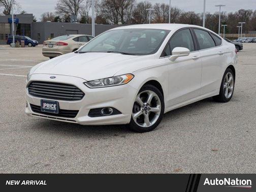 2014 Ford Fusion SE