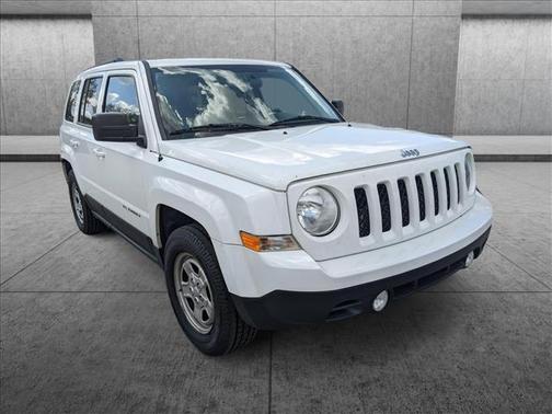 Photo 2 of 16 of 2015 Jeep Patriot Sport