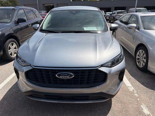 Iconic Silver Metallic 2023 Ford Escape Active