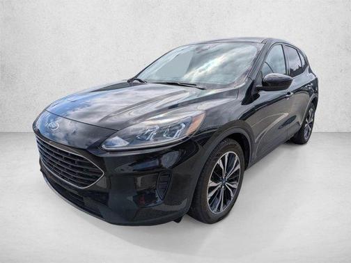 Agate Black Metallic 2022 Ford Escape SE
