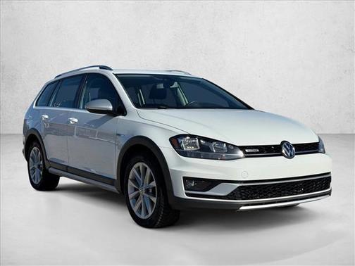 2018 Volkswagen Golf Alltrack TSI S