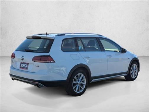 2018 Volkswagen Golf Alltrack TSI S