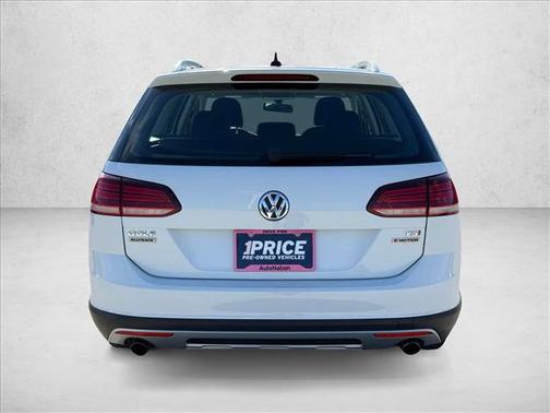 2018 Volkswagen Golf Alltrack TSI S