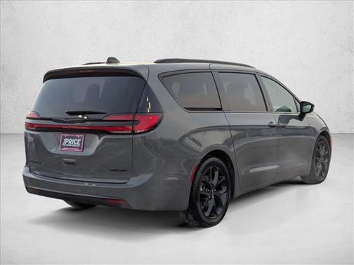 2025 Chrysler Pacifica Limited