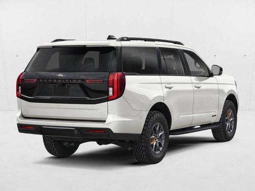 Star White Metallic Tri-Coat 2026 Ford Expedition Tremor